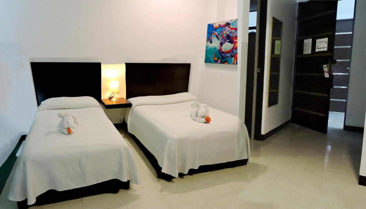 Hotel Plaza Playa Playa del Carmen Exteriör bild